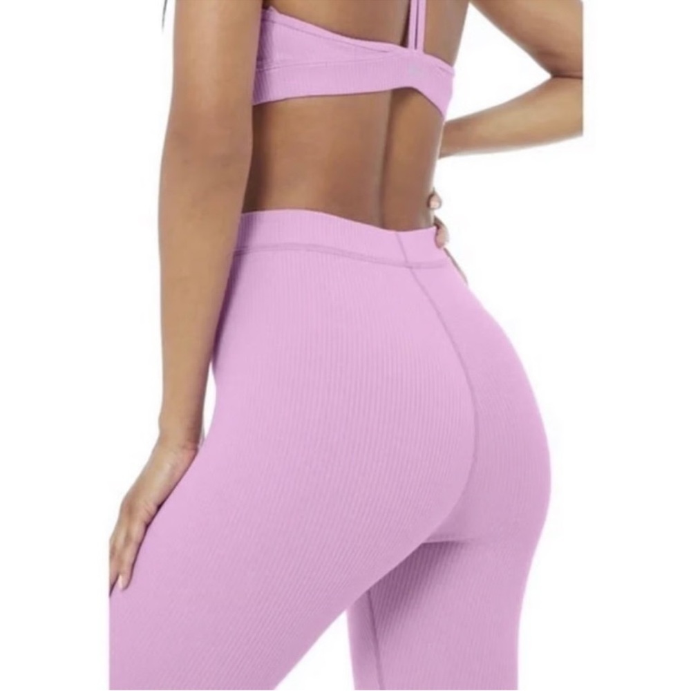 Alo Ribbed Set - Picture 5 of 14